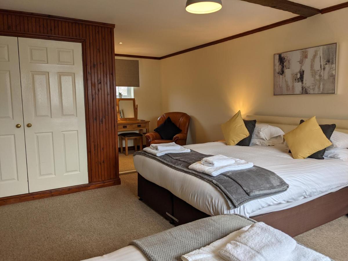 Sparkford Inn Екстериор снимка