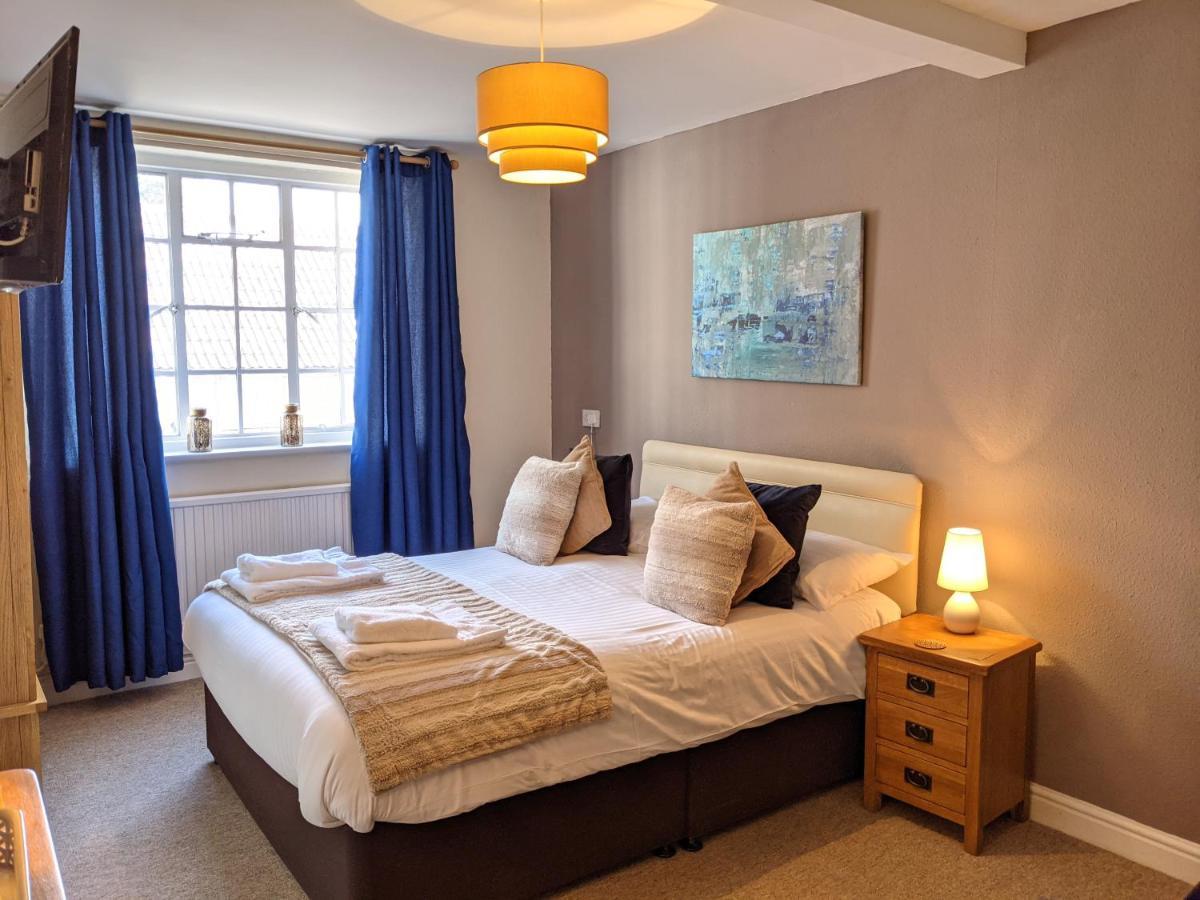 Sparkford Inn Екстериор снимка