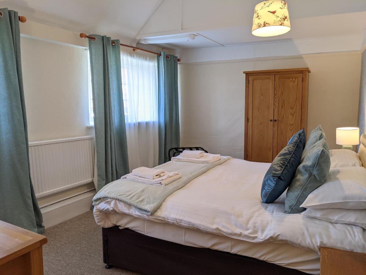 Sparkford Inn Екстериор снимка