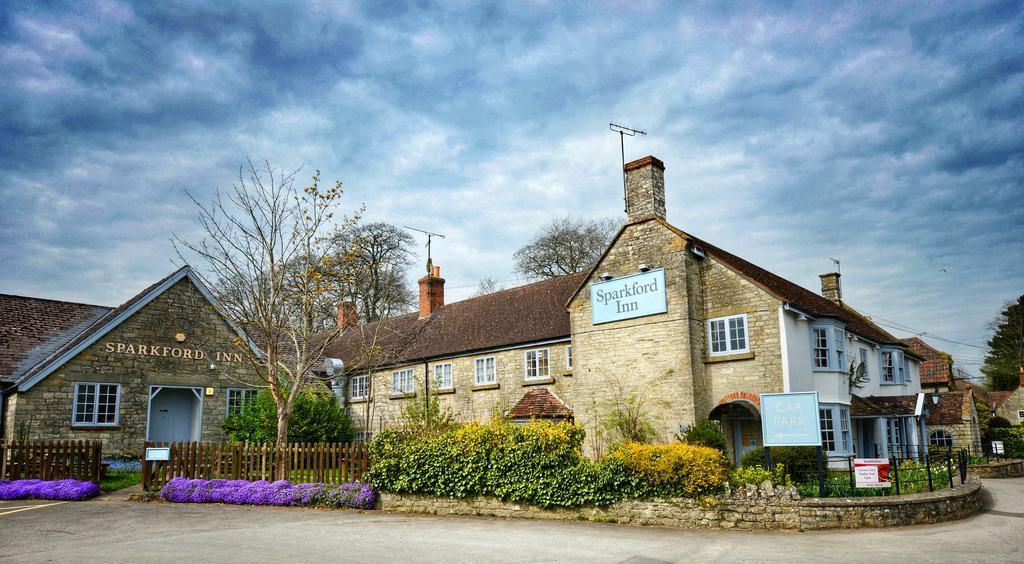 Sparkford Inn Екстериор снимка