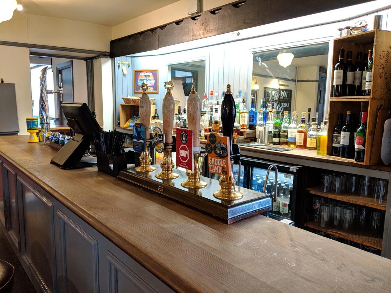 Sparkford Inn Екстериор снимка